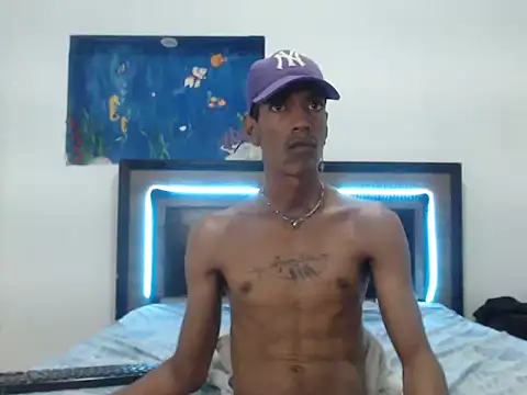 Snapshot of AlbertBigCock chatting on 02-10-26, 03:54 AlbertBigCock online show from 02-10-26, 03:54