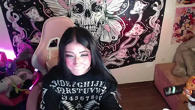 GamerCarrie online show from 12-01-25, 08:19