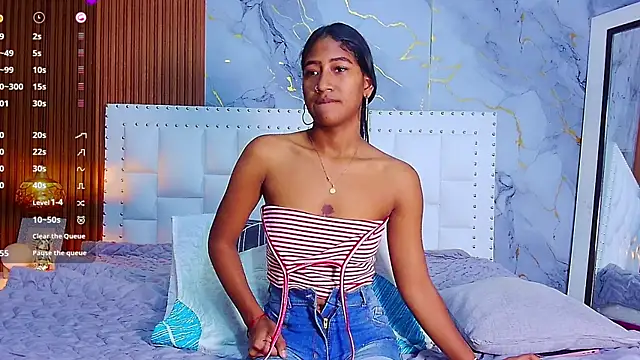 Snapshot of indianschoolgirl chatting on 02-03-25, 07:31 indianschoolgirl online show from 02-03-25, 07:31