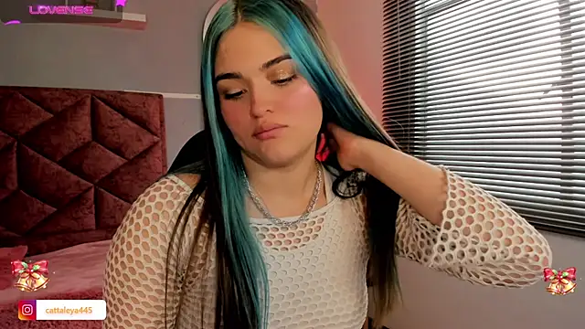 cattaleya    online show from 12-16-24, 08:48