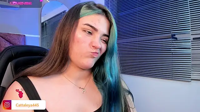 cattaleya    online show from 02-11-25, 10:04