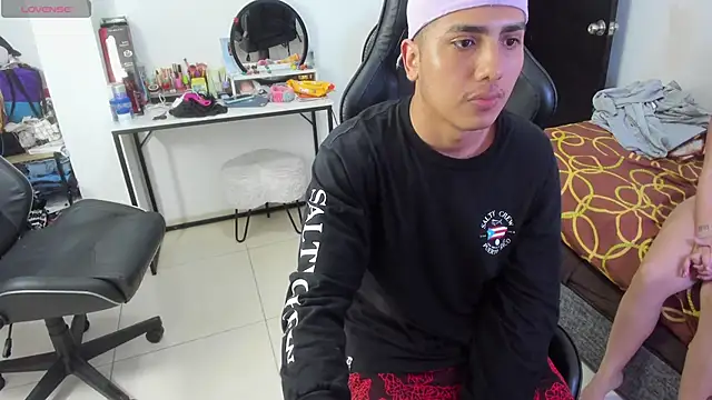 Max kony online show from 03-22-25, 04:24