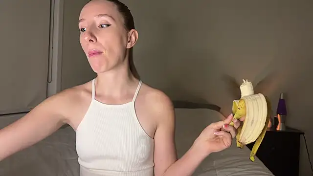 Snapshot of kalye_star chatting on 02-20-25, 03:45 kalye star online show from 02-20-25, 03:45