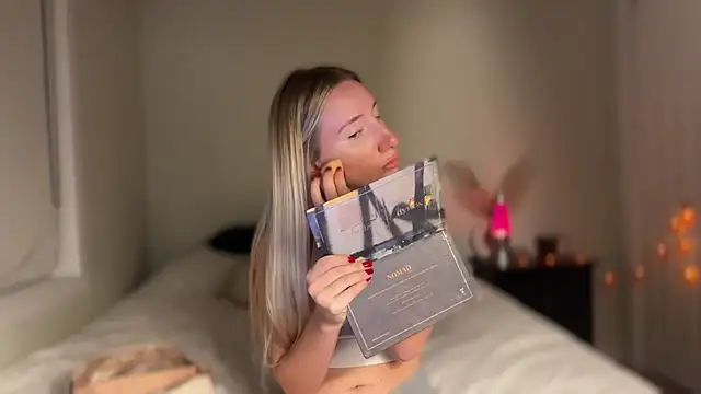 Snapshot of kalye_star chatting on 09-24-25, 03:21 kalye star online show from 09-24-25, 03:21