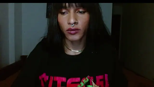 carolinemiller7 online show from 01-31-25, 09:48