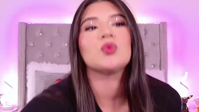 JuliaSUMMERS2022 online show from 02-06-25, 12:54