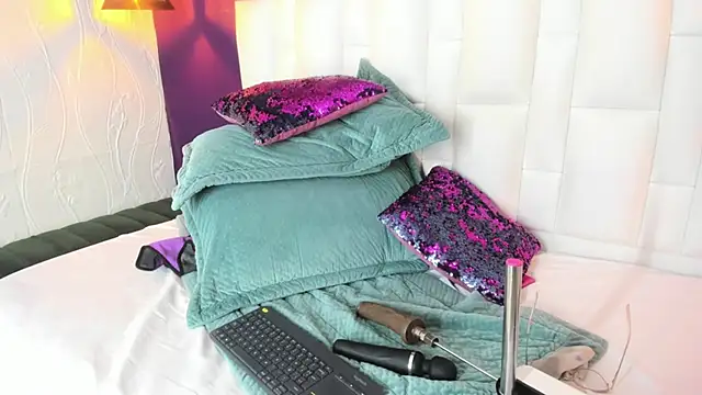 Abbyadams online show from 01-26-25, 02:24