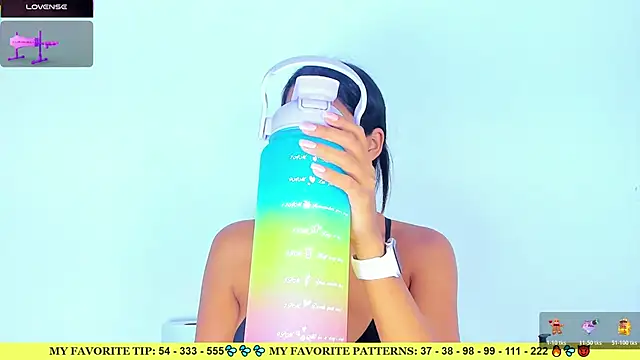 AriannaLewiis online show from 04-21-26, 01:53