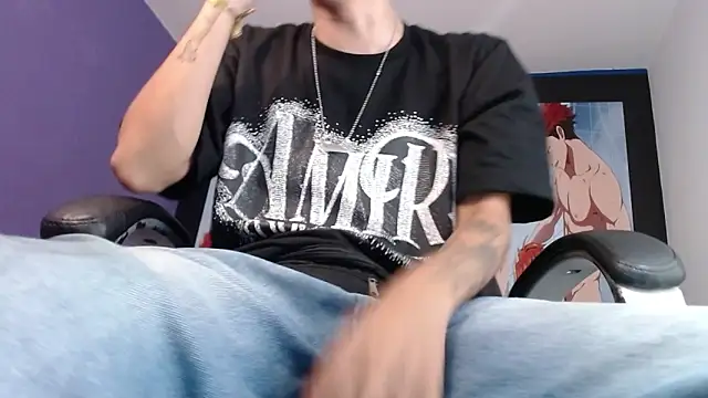 Snapshot of FrannBoy chatting on 12-07-24, 07:21 FrannBoy online show from 12-07-24, 07:21