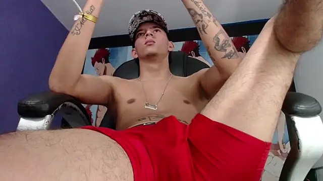 Snapshot of FrannBoy chatting on 01-13-25, 10:13 FrannBoy online show from 01-13-25, 10:13