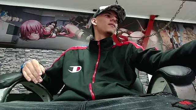 Snapshot of FrannBoy chatting on 02-09-25, 12:06 FrannBoy online show from 02-09-25, 12:06