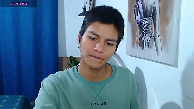 Snapshot of alanprince44 chatting on 01-14-25, 07:48 alanprince44 online show from 01-14-25, 07:48