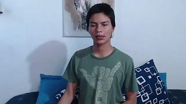 Snapshot of alanprince44 chatting on 01-22-25, 09:43 alanprince44 online show from 01-22-25, 09:43