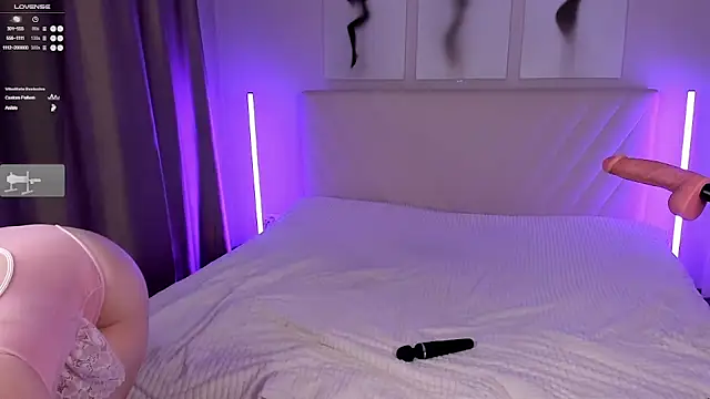 EmmaBarbs online show from 10-07-25, 08:50