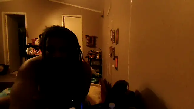 EbonyFetishQueen online show from 03-11-26, 04:18