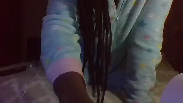 EbonyFetishQueen online show from 04-22-26, 01:30