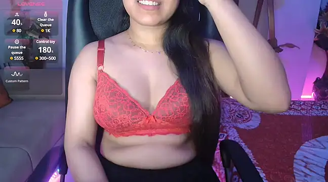 Most-Beautiful-Queen online show from 03-18-25, 07:20