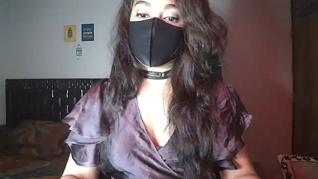 Most-Beautiful-Queen online show from 11-15-25, 07:43