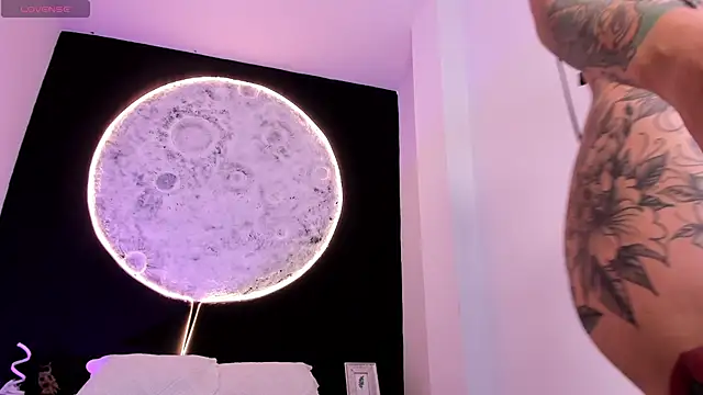 GinebraaFox  online show from 02-17-25, 02:37