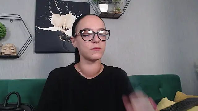 IzabelllNoir online show from 10-09-25, 09:07