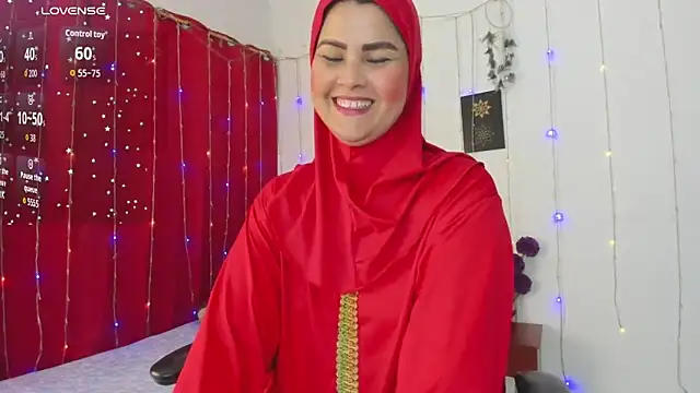 AishaAmin  online show from 03-25-26, 12:22