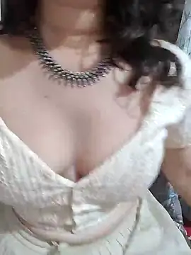 Brown Maxi online show from 12-01-24, 08:31