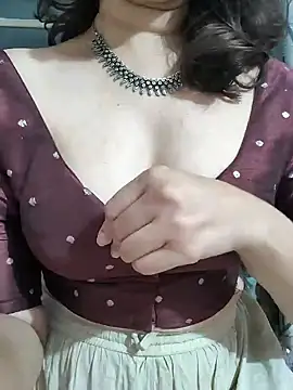 Brown Maxi online show from 12-13-24, 01:44