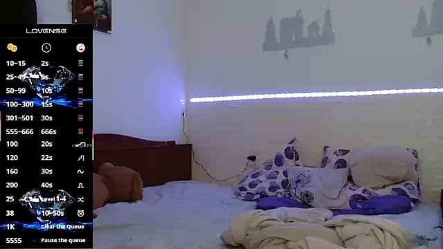 Snapshot of cuple_hoot_ chatting on 10-03-25, 09:56 cuple hoot  online show from 10-03-25, 09:56