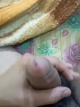 Snapshot of mrmukesh007 chatting on 02-05-25, 04:03 mrmukesh007 online show from 02-05-25, 04:03