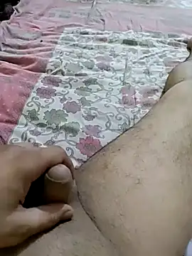 Snapshot of mrmukesh007 chatting on 09-30-25, 04:56 mrmukesh007 online show from 09-30-25, 04:56