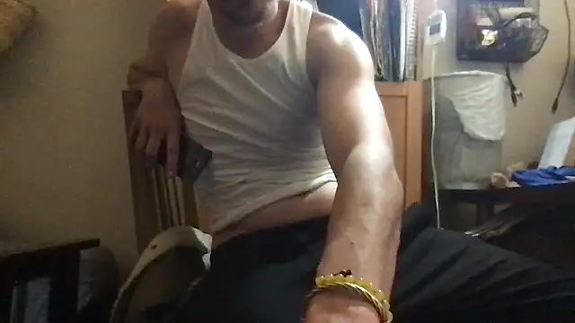 Snapshot of buckaztecc chatting on 10-28-25, 07:56 buckaztecc online show from 10-28-25, 07:56