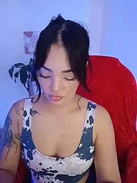 Snapshot of Sara_LipsX chatting on 11-27-25, 12:46 Sara LipsX online show from 11-27-25, 12:46