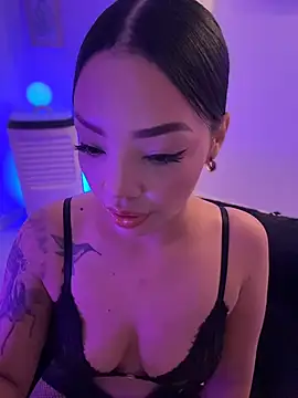 Sara LipsX online show from 01-18-26, 01:31