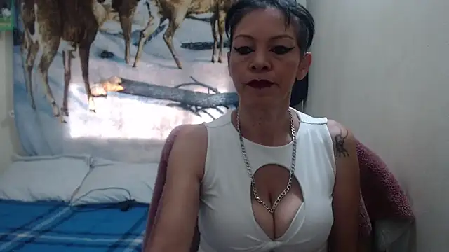 electra-mommy online show from 02-26-25, 01:08