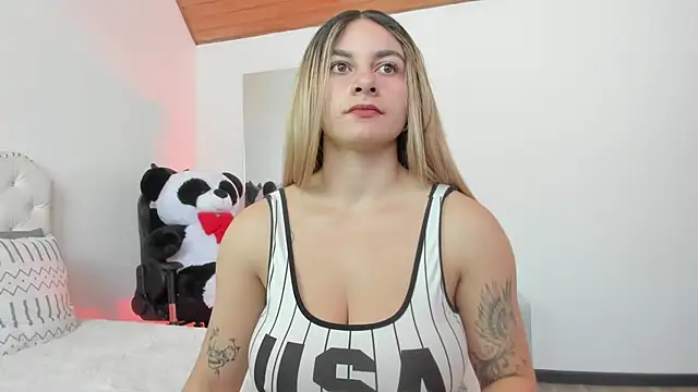 AtheneaRossi online show from 01-21-25, 02:37