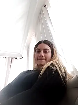 AtheneaRossi online show from 03-06-25, 04:49