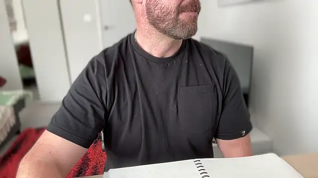 Mr Beef online show from 03-17-25, 02:34