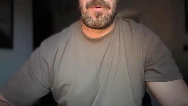 Mr Beef online show from 10-21-25, 05:02