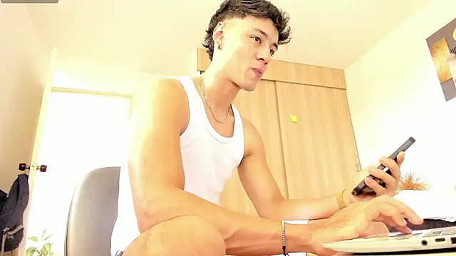 Sebastian-Dash online show from 11-29-25, 07:50