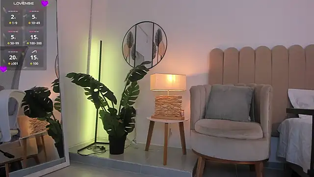 anna-henao online show from 04-21-26, 08:01