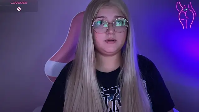 SweetPaige  online show from 02-18-25, 11:19