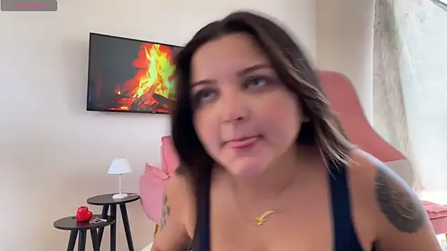 SweetPaige  online show from 03-12-25, 04:02