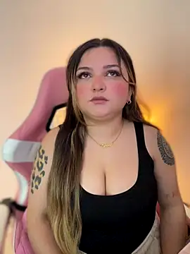 SweetPaige  online show from 11-15-25, 05:20