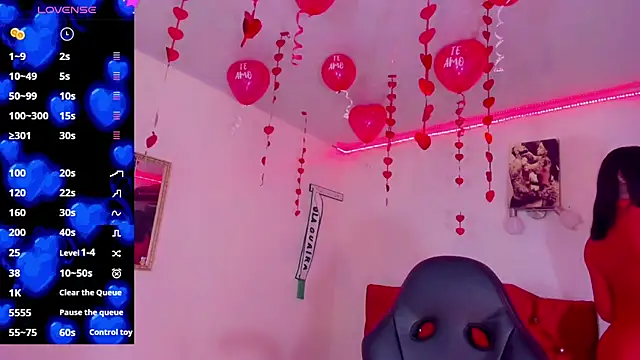 naomy  xx online show from 02-14-25, 08:15