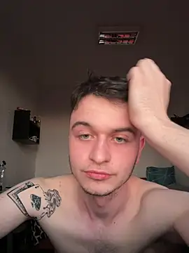 Snapshot of Kosty61_ chatting on 03-12-26, 04:24 Kosty61 online show from 03-12-26, 04:24