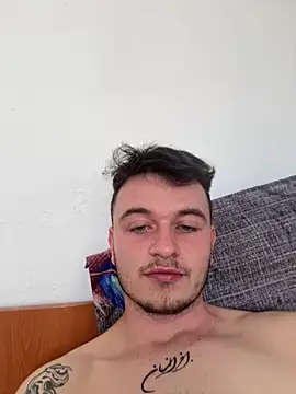 Snapshot of Kosty61_ chatting on 04-24-26, 11:01 Kosty61 online show from 04-24-26, 11:01