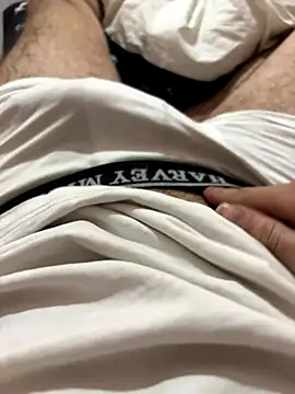 Snapshot of mertkaan27 chatting on 11-23-25, 02:33 mertkaan27 online show from 11-23-25, 02:33