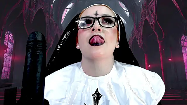 helenas fantasy online show from 12-22-24, 02:28