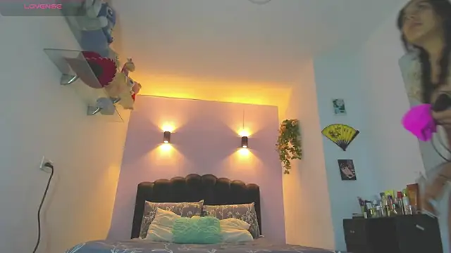 Sofia Clauss  online show from 06-16-26, 06:38