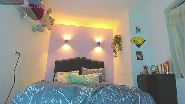 Sofia Clauss  online show from 06-18-26, 05:41